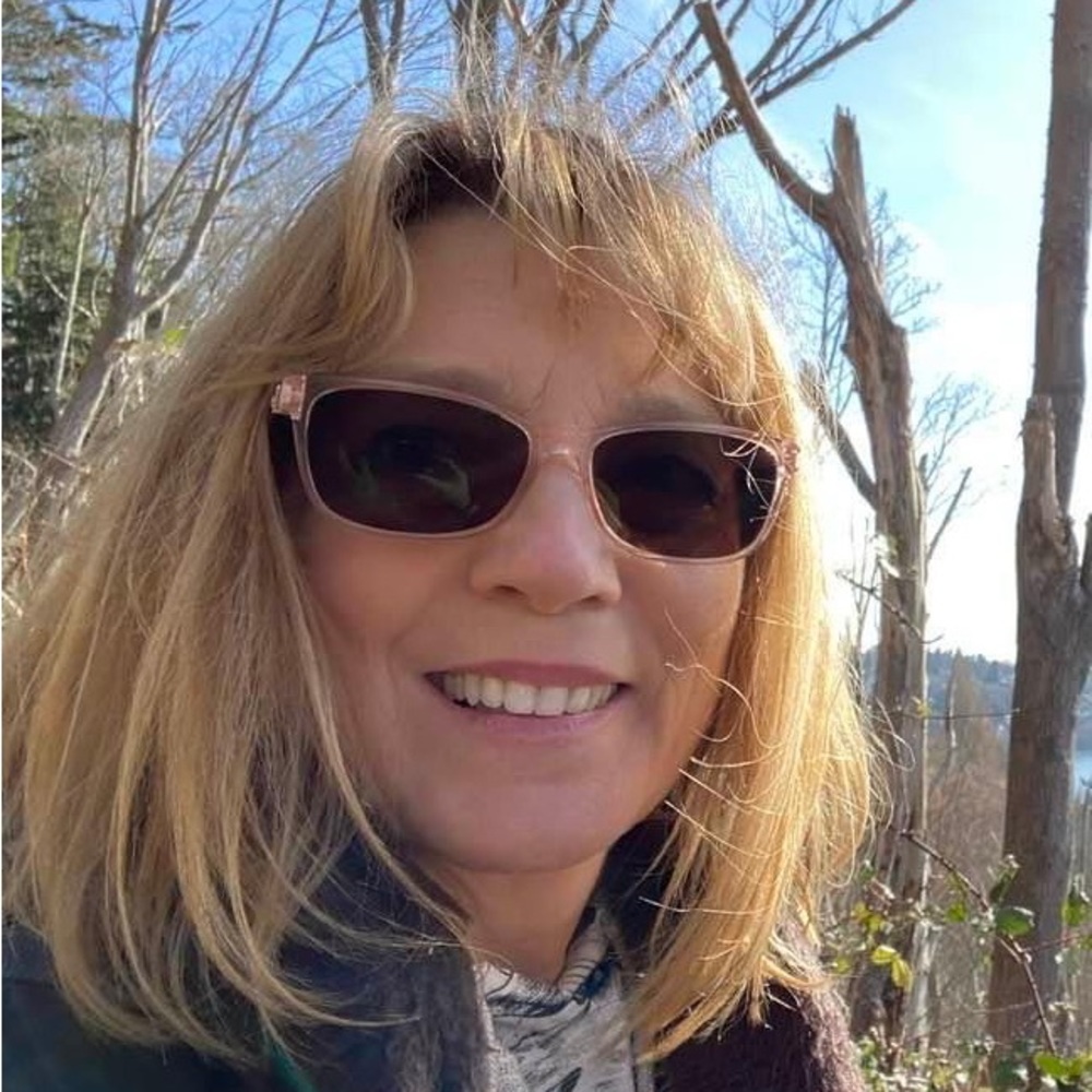 Meet your Posher, Christine